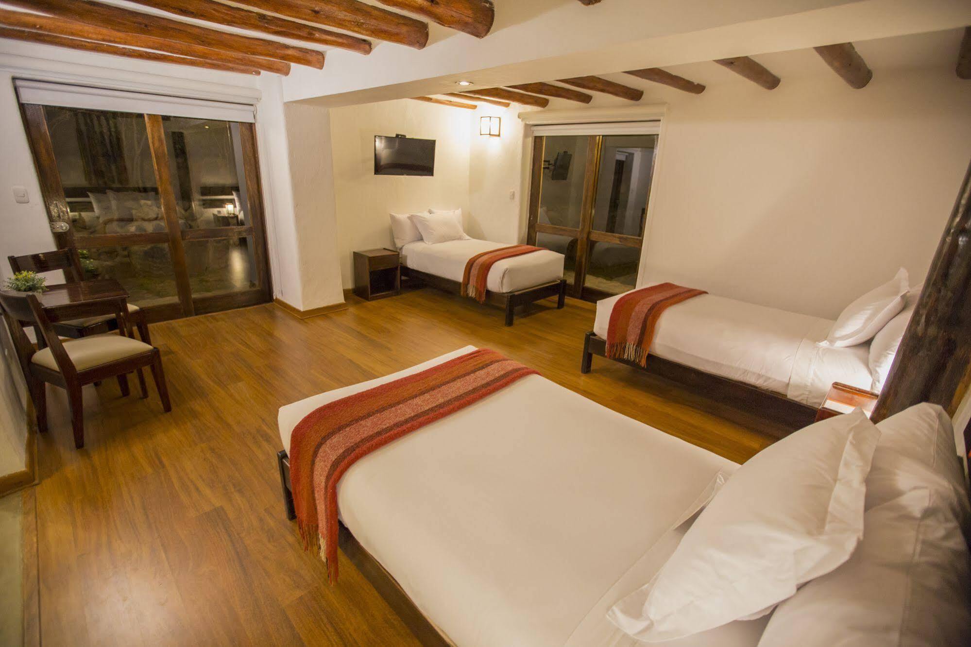 Tierra Viva Valle Sagrado Hotel Urubamba Exterior photo